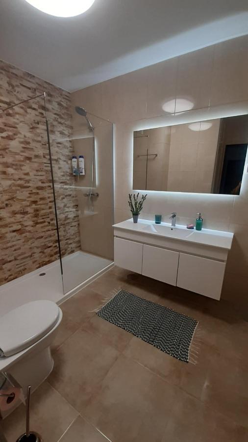 Joanita Beach Apartment Holidays Lagos Eksteriør bilde